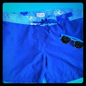 WOMEN'S BOARD SHORTS